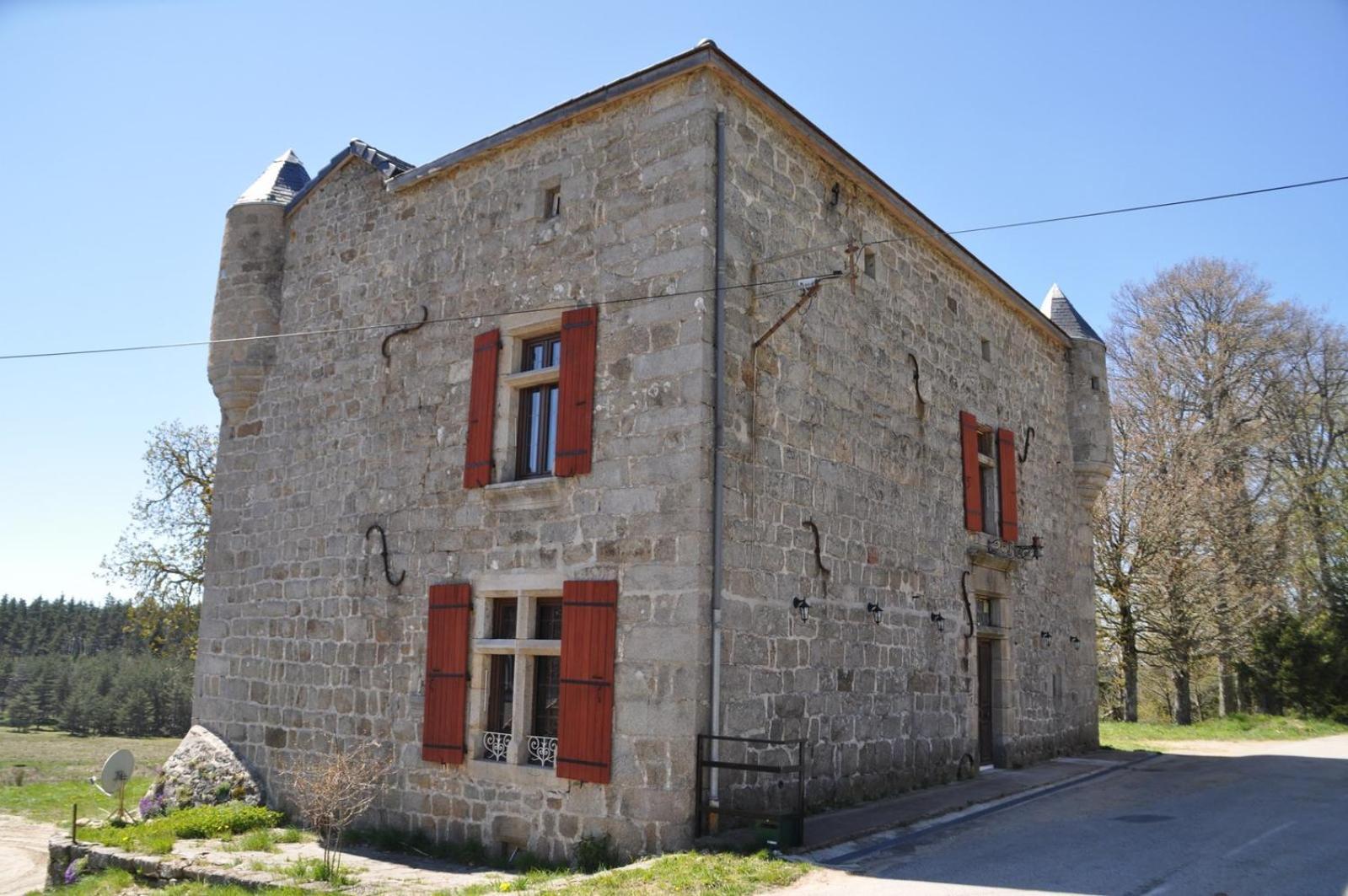Manoir Du Grail Bed & Breakfast Devesset Exterior photo